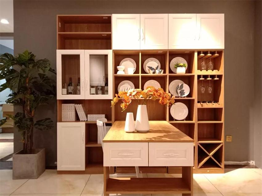 97国际定造餐桌成效图